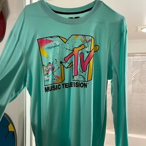 MTV graphic long sleeve shirt Size L